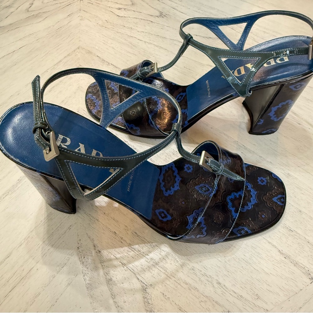 Vintage Prada Blue Floral Chunky Heels - Picture 9 of 12
